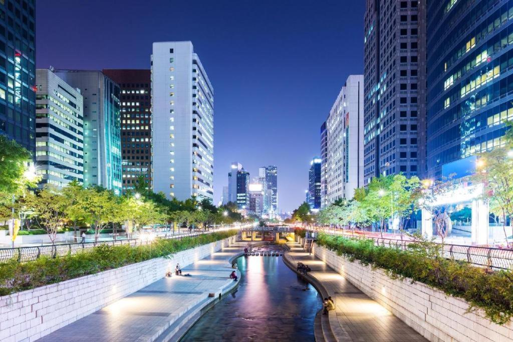 โพนุม 1957 ฮันอก แอนด์ บูทิก Hotel โซล ภายนอก รูปภาพ